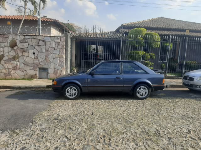 FORD ESCORT XR3 - Imagem 4