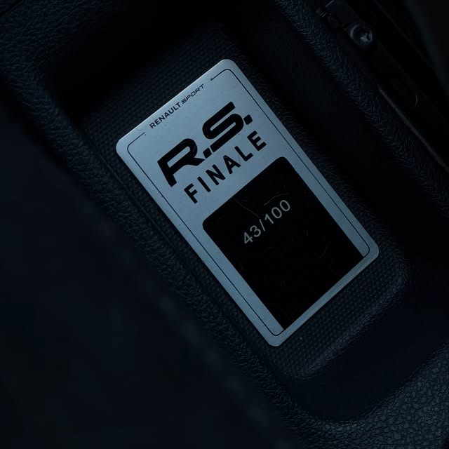 RENAULT SANDERO RS “FINALE” - Imagem 11