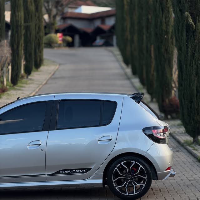 RENAULT SANDERO RS “FINALE” - Imagem 5