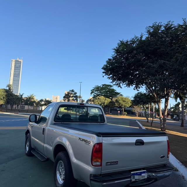 FORD F-250 XL-L - Imagem 4