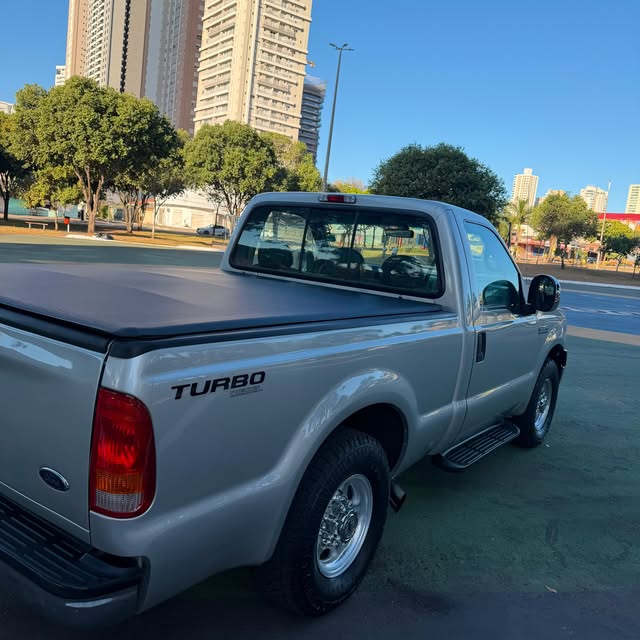FORD F-250 XL-L - Imagem 6
