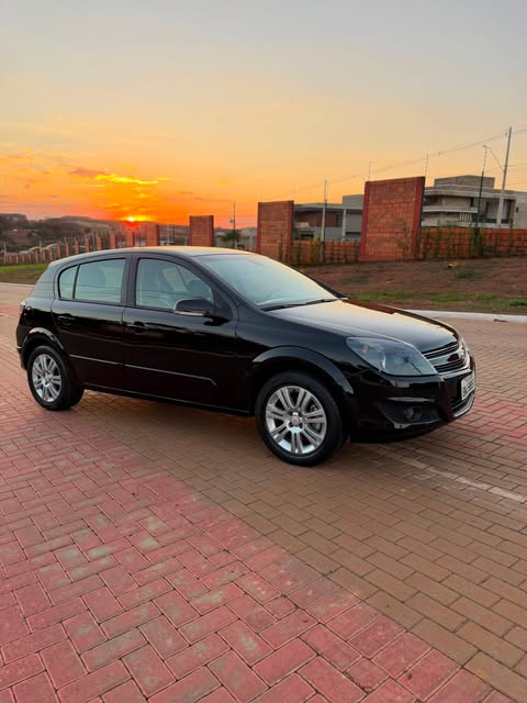 GM VECTRA GT - Imagem 3
