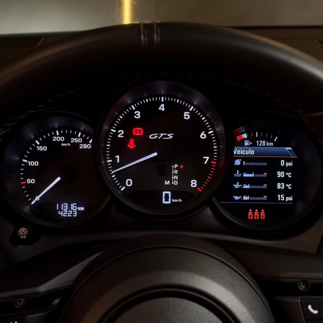 PORSCHE MACAN GTS - Imagem 13