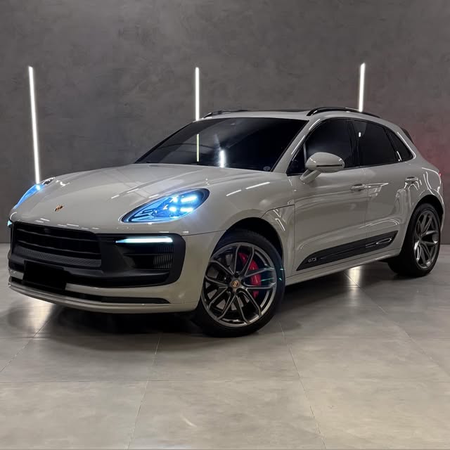 PORSCHE MACAN GTS - Imagem 14