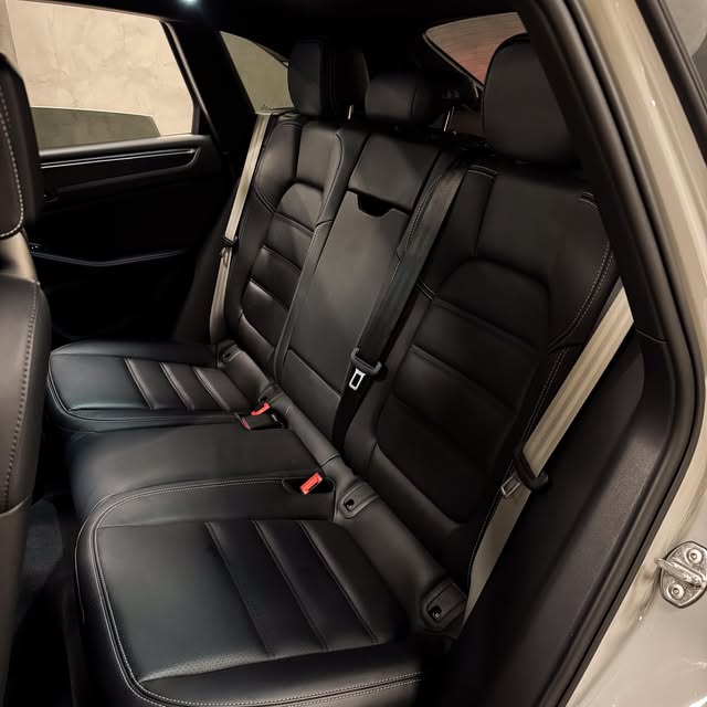 PORSCHE MACAN GTS - Imagem 17