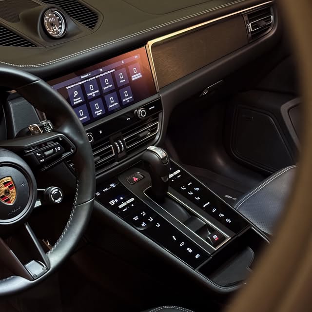 PORSCHE MACAN GTS - Imagem 3