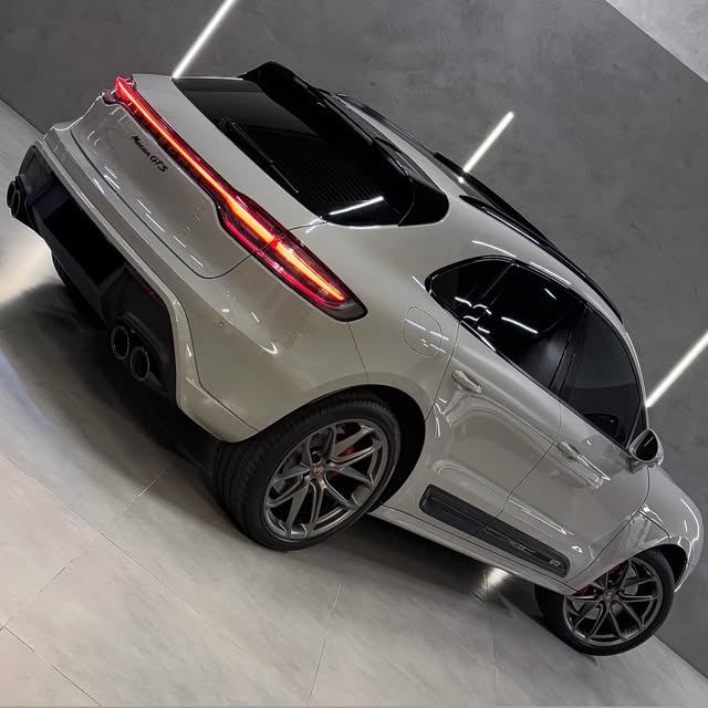 PORSCHE MACAN GTS - Imagem 4