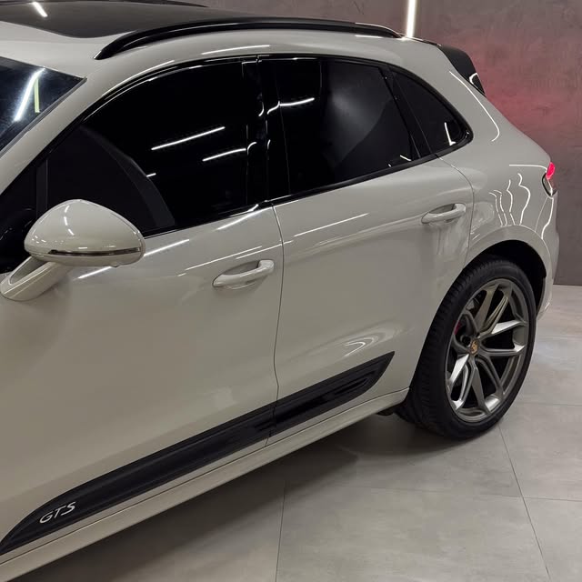 PORSCHE MACAN GTS - Imagem 8