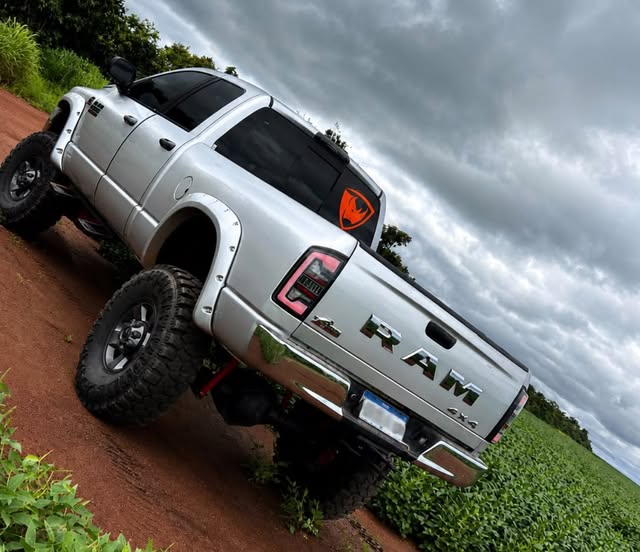 DODGE RAM 2500 SLT - Imagem 5