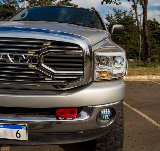 DODGE RAM 2500 SLT - Imagem 9