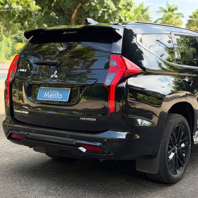 MITSUBISHI PAJERO SPORT LEGEND BLACK - Imagem 5