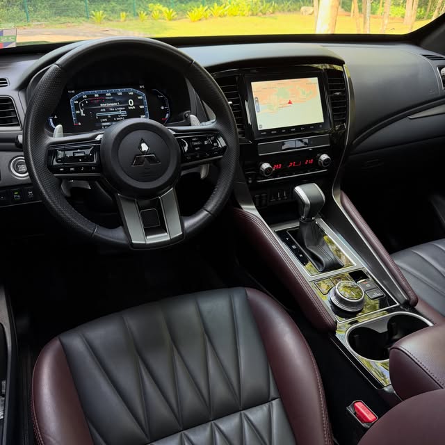 MITSUBISHI PAJERO SPORT LEGEND BLACK - Imagem 7