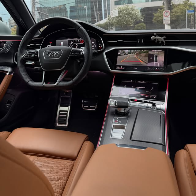AUDI RS6 AVANT 4.0 TFSI QUATTRO BI-TURBO V8 - Imagem 2