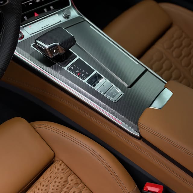 AUDI RS6 AVANT 4.0 TFSI QUATTRO BI-TURBO V8 - Imagem 12