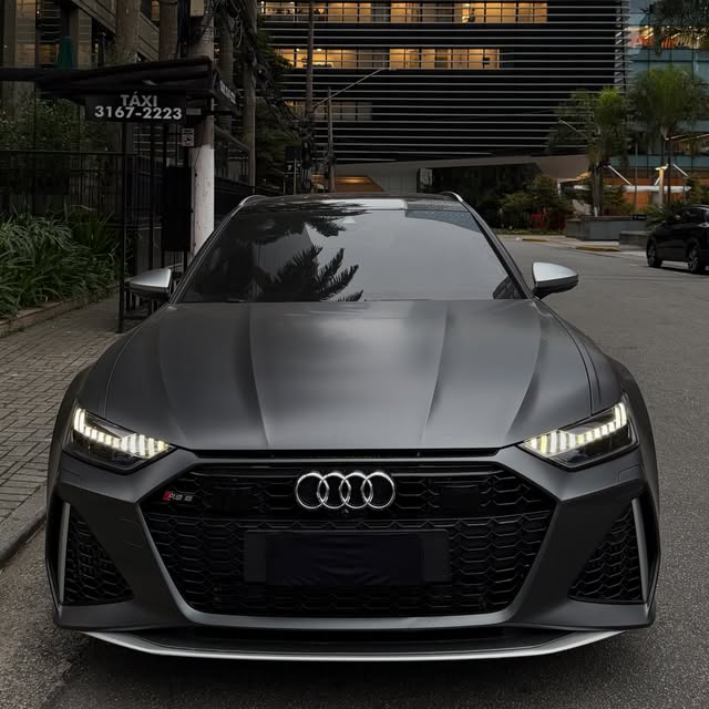 AUDI RS6 AVANT 4.0 TFSI QUATTRO BI-TURBO V8 - Imagem 17