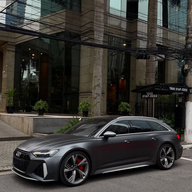 AUDI RS6 AVANT 4.0 TFSI QUATTRO BI-TURBO V8 - Imagem 9