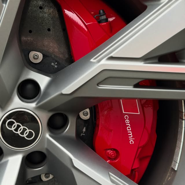AUDI RS6 AVANT 4.0 TFSI QUATTRO BI-TURBO V8 - Imagem 10