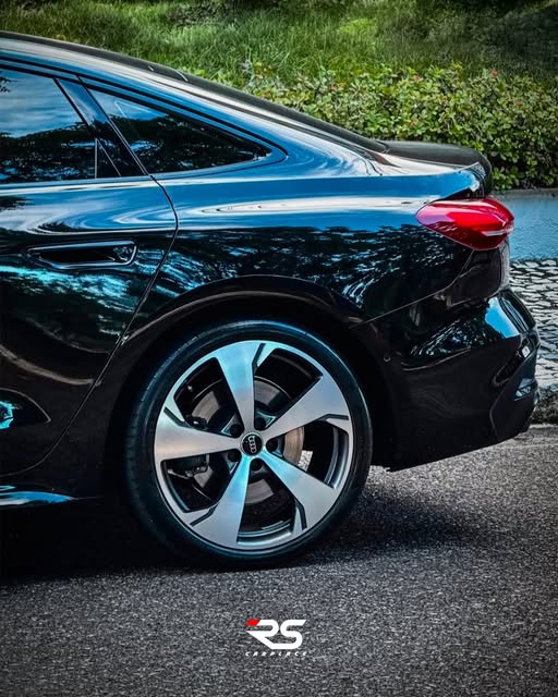 AUDI A5 PERFORMANCE S EDITION - Imagem 6