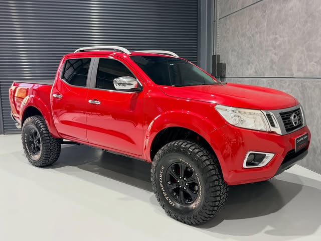 NISSAN FRONTIER LE - Imagem 5