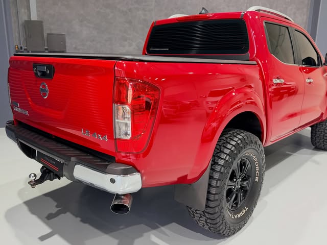 NISSAN FRONTIER LE - Imagem 7
