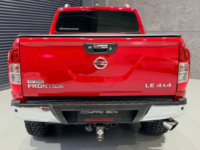 NISSAN FRONTIER LE - Imagem 9