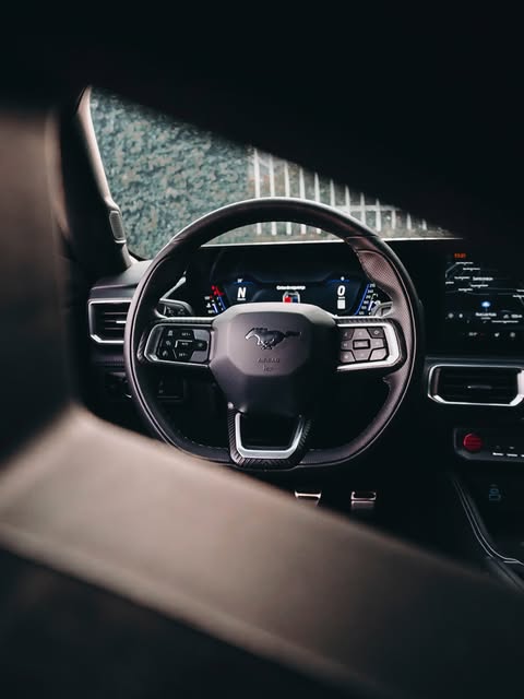 FORD MUSTANG GT MANUAL - Imagem 8