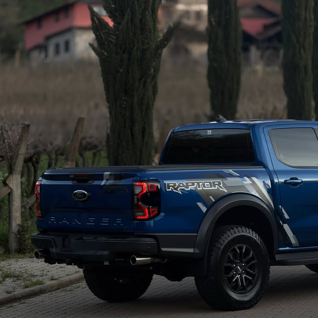 FORD RANGER RAPTOR - Imagem 12