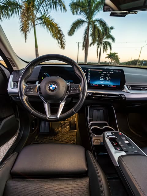 BMW X1 SDRIVE20I X-LINE - Imagem 6