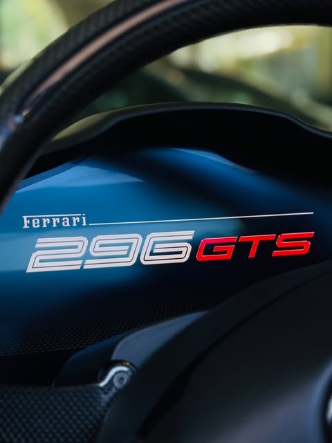 FERRARI 296 GTS - Imagem 1