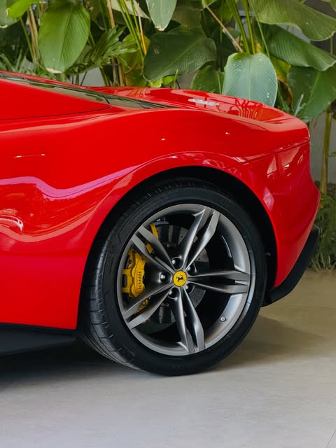 FERRARI 296 GTS - Imagem 16