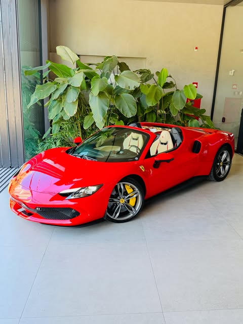 FERRARI 296 GTS - Imagem 6