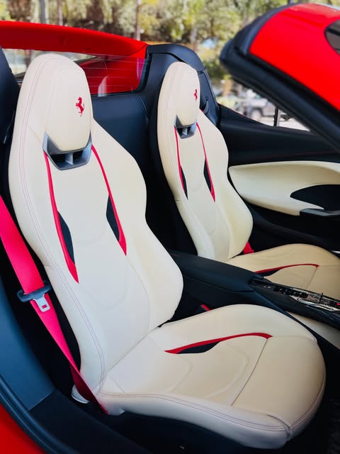 FERRARI 296 GTS - Imagem 9