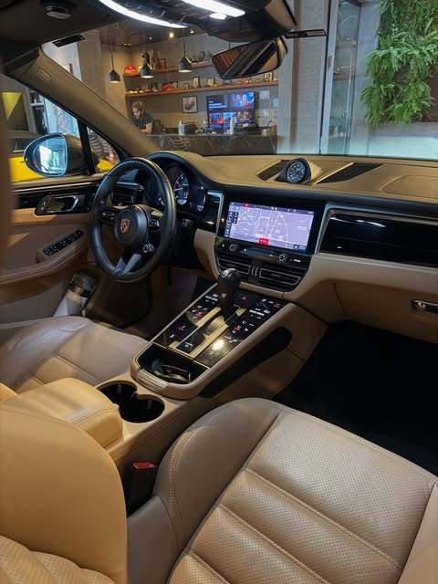 PORSCHE MACAN - Imagem 12