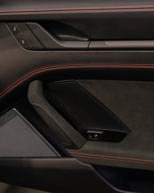 PORSCHE 911 TARGA 4 GTS - Imagem 4