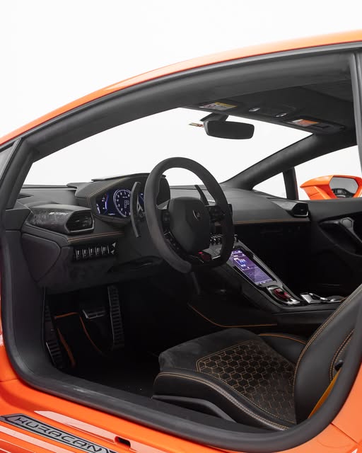 LAMBORGHINI HURACAN EVO - Imagem 3