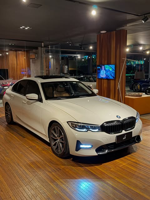BMW 320I SPORT GP - Imagem 1