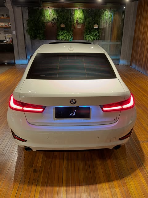BMW 320I SPORT GP - Imagem 18