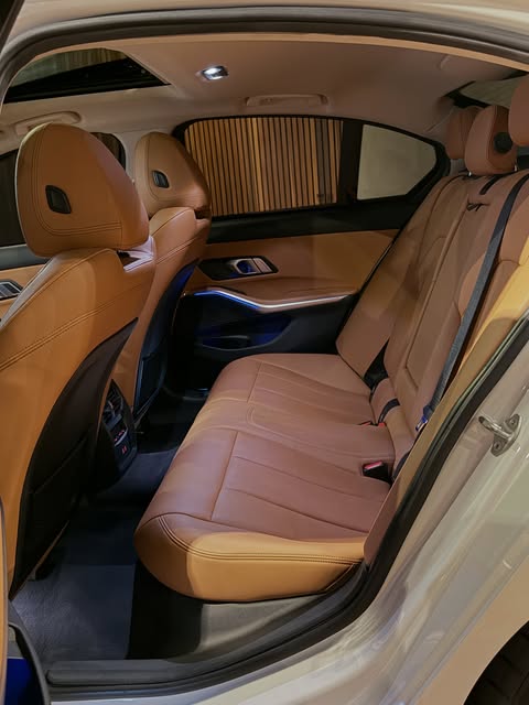 BMW 320I SPORT GP - Imagem 8