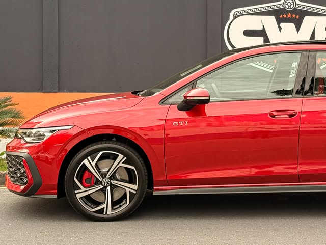 VOLKSWAGEN GOLF GTI - Imagem 6