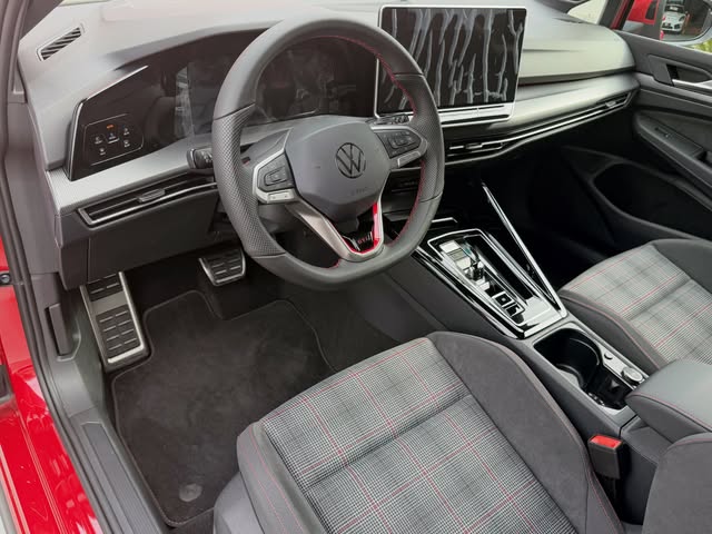 VOLKSWAGEN GOLF GTI - Imagem 8