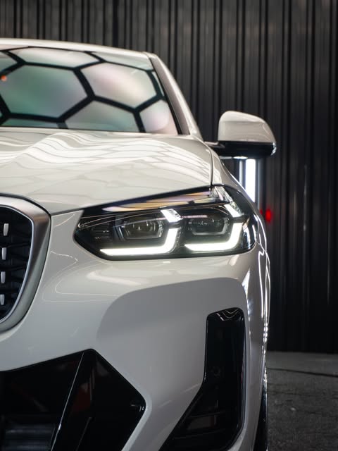 BMW X4 XDRIVE20I - Imagem 15