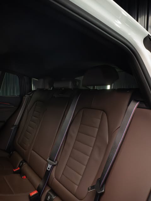 BMW X4 XDRIVE20I - Imagem 20