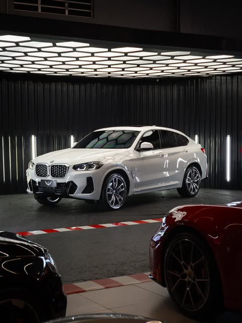 BMW X4 XDRIVE20I - Imagem 9