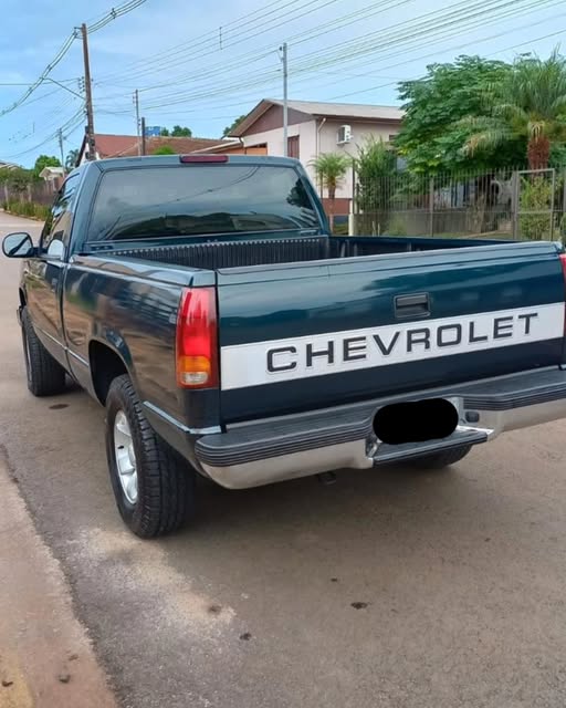 CHEVROLET SILVERADO - Imagem 3