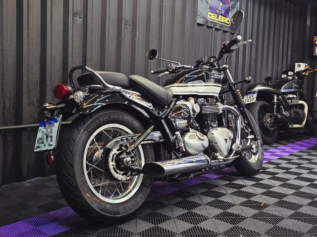 TRIUMPH BONNEVILLE SPEEDMASTER - Imagem 3