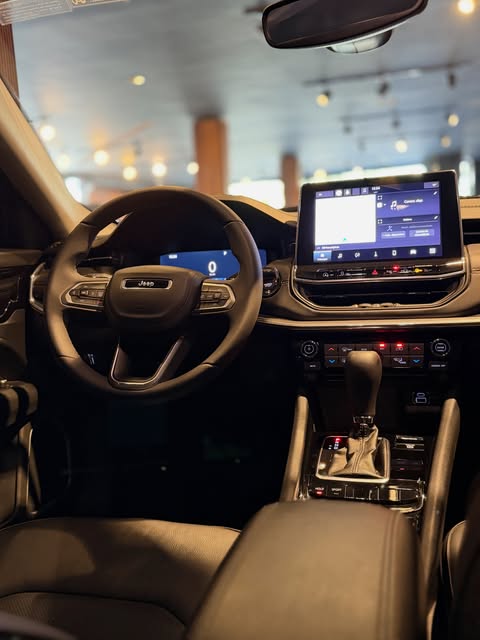 JEEP COMPASS LIMITED - Imagem 8