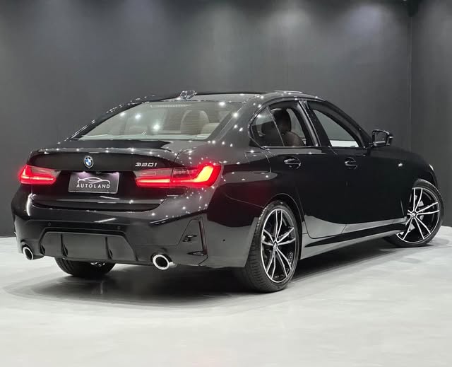 BMW 320I M SPORT - Imagem 5