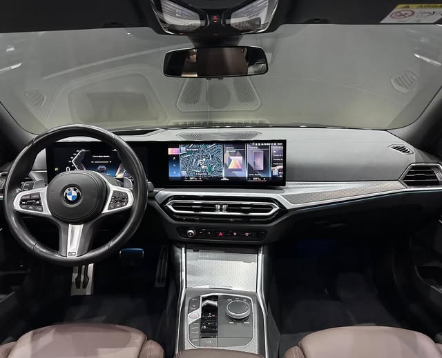 BMW 320I M SPORT - Imagem 7