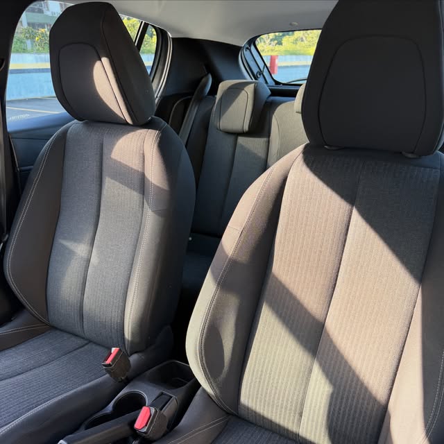 PEUGEOT 208 ACTIVE - Imagem 10