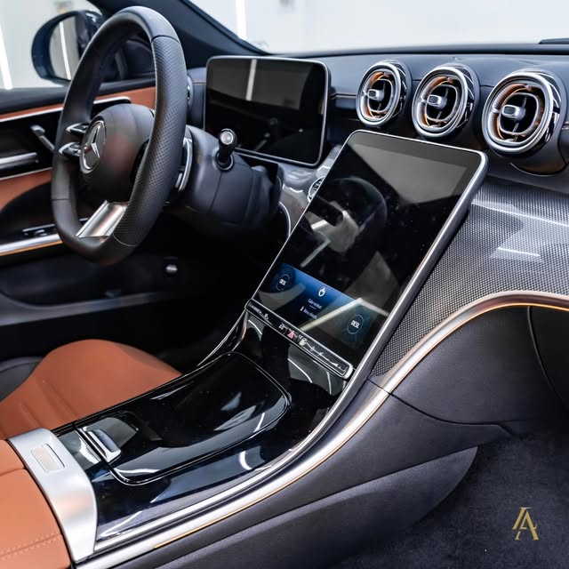 MERCEDES-BENZ C200 AMG LINE - Imagem 14
